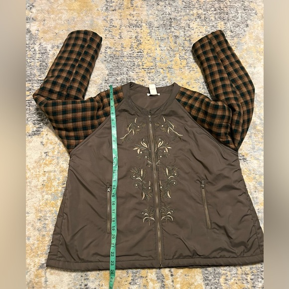 Sundance Satin Embroidered Jacket Plaid Sleeve - Picture 4 of 6